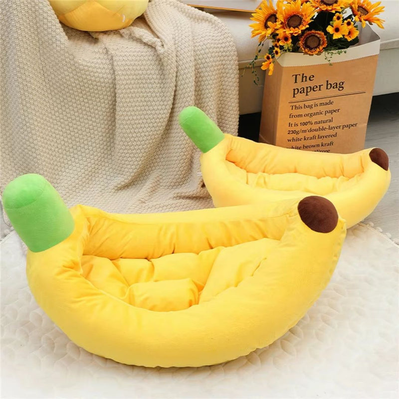 Cama Divertida em Formato de Banana para Cães e Gatos – Abrigo Aconchegante com Tecido Macio