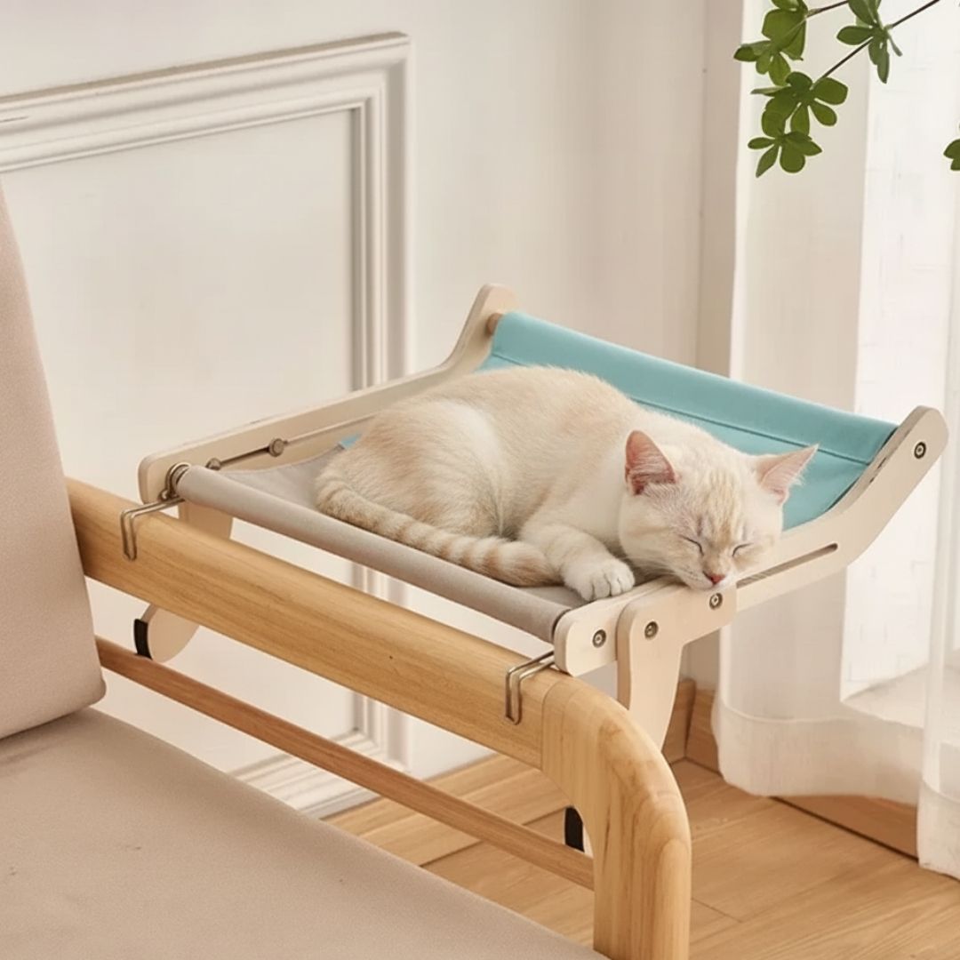 Rede Suspensa de Madeira para Gatos – Conforto e Descanso Elevado