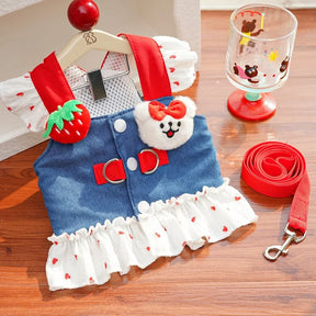 Coleira Peitoral com Saia Estilo Vestido para Cães e Gatos Pequenos | Ideal para Passeios ao Ar Livre com Segurança e Estilo | Com Estampa de Coração e Acompanha Guia