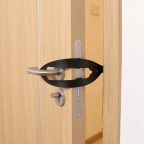 Trava Ajustável para Portas: Segurança e Conforto para Pets, Sistema de Ajuste Fácil e Prático